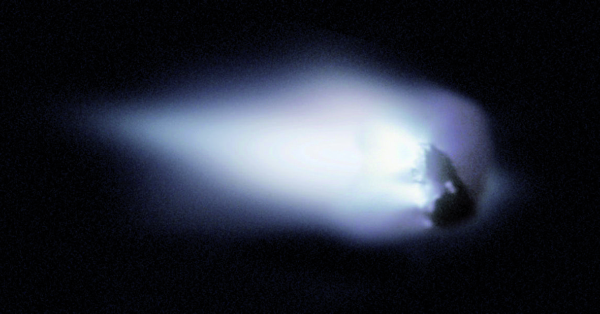 Imatge del nucli del cometa Halley presa per la sonda espacial europea Giotto (1986)