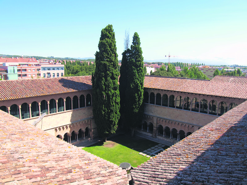 El Servei de Conservació i Restauració es va establir al Monestir l'any 1981. FOTO: Arxiu