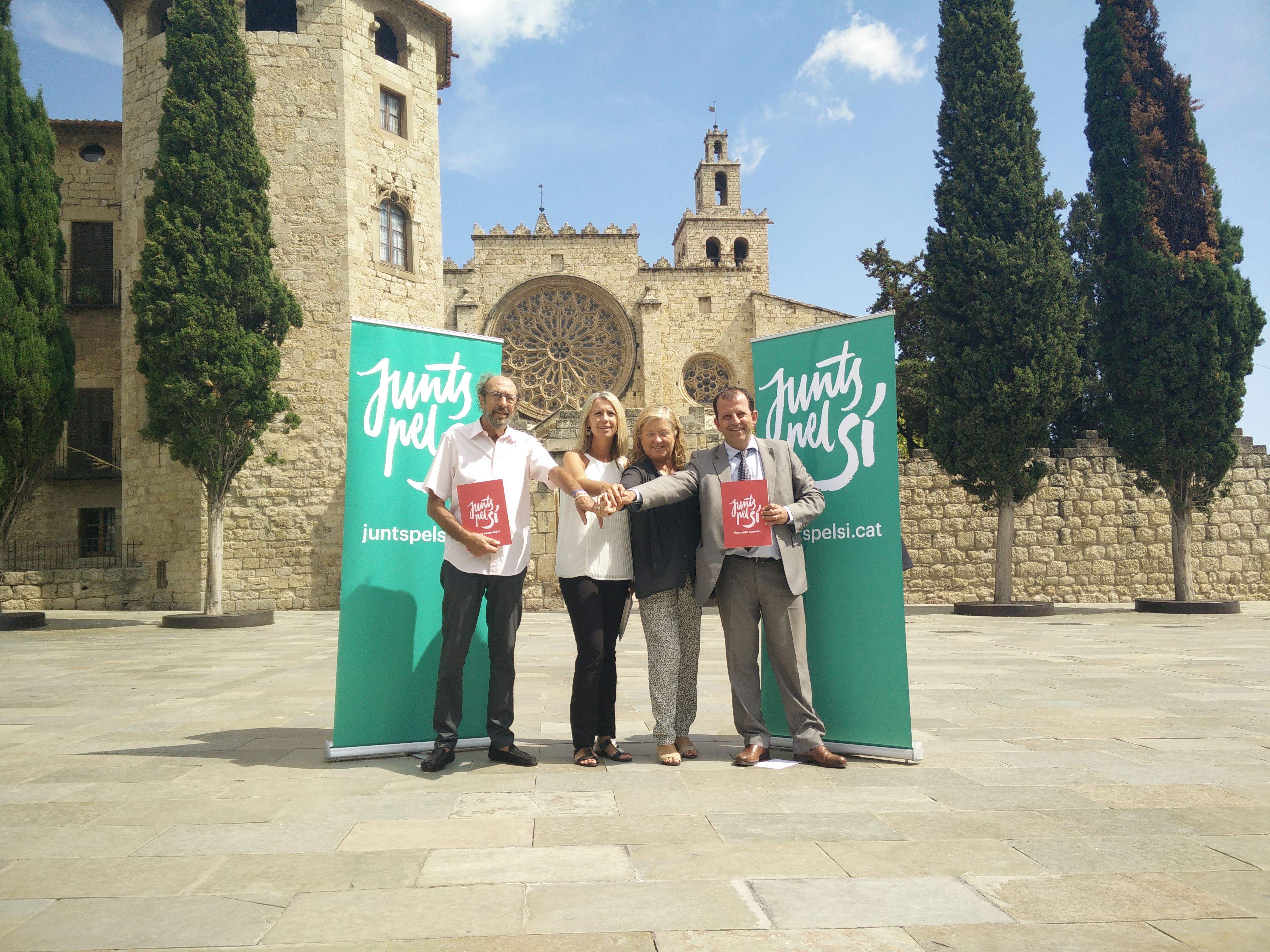 Jaume Espina (MES), Mireia Ingla (ERC), Àngels Ponsa (CDC) i Carles Brugarolas (Demòcrates de Catalunya). FOTO: P. F.
