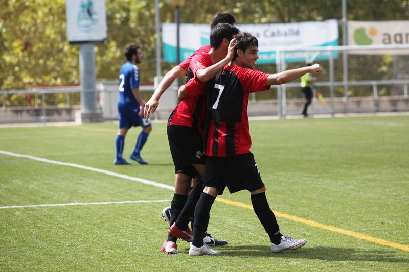 Benítez ha anotat el tercer gol del partit des del punt de penal. FOTO: Lali Puig