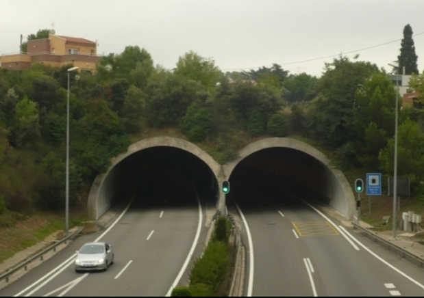 Els túnels de Vallvidrera són una de les vies més usades pels santcugatencs.