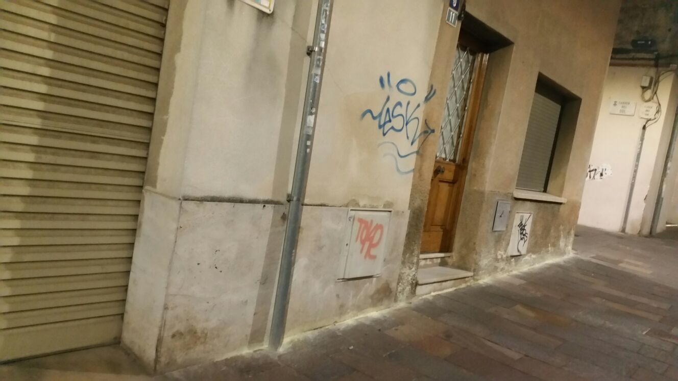 Sofre al carrer Sant Antoni. 