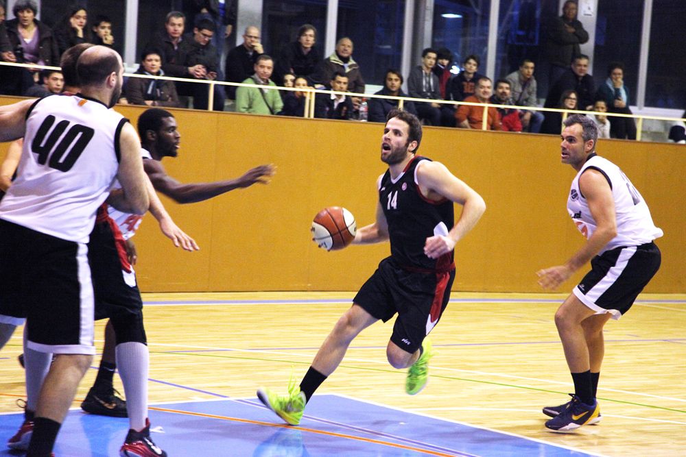 Alberto Reyes, en un partit de la temporada passada. FOTO: Lali Puig