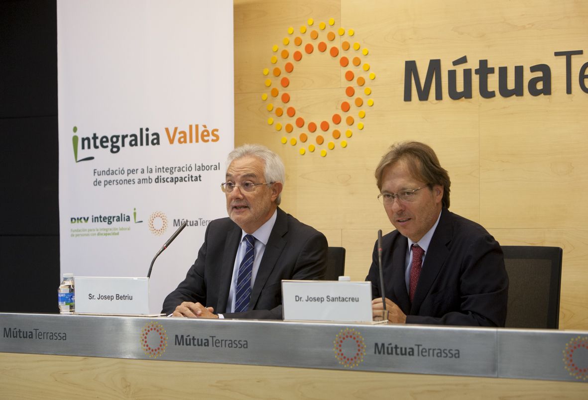Josep Betriu i Josep Santacreu, membres de les dues entitats que impulsen la Fundació Integralia Vallès. FOTO: Cedida