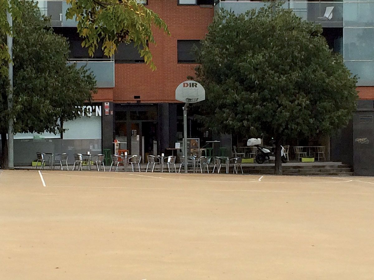 El parc i la terrassa. FOTO: Marlene Diego