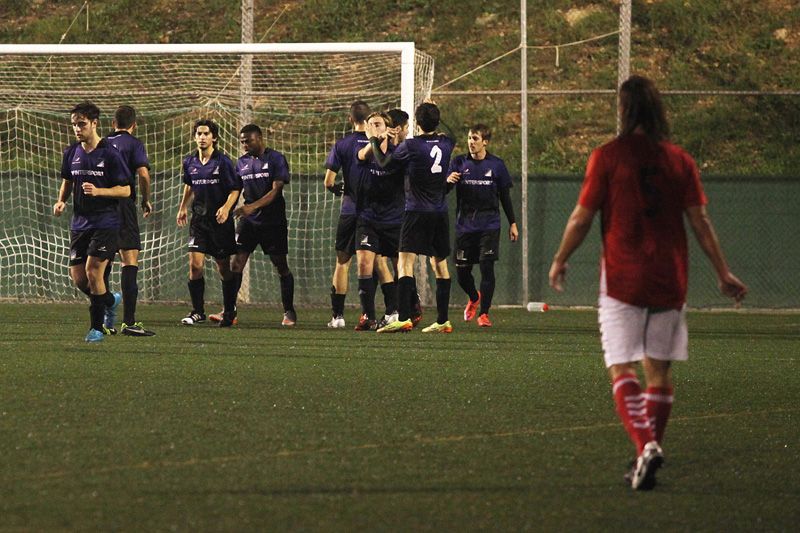 El Junior FC celebrant el segon gol que ha fet Mario de penal. FOTO: Lali Puig