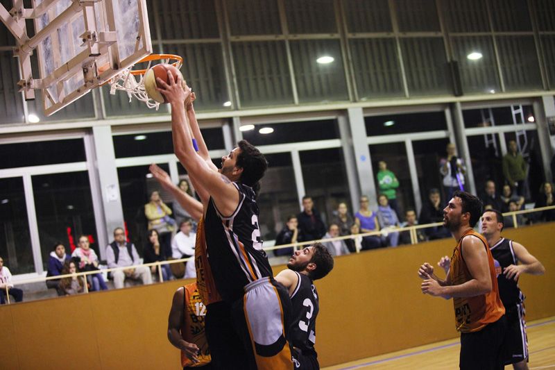Bàsquet masculí: Qbasket Sant Cugat - Bàsquet Sant Boi a la ZEM Rambla del Celler. FOTOS: Lali Puig