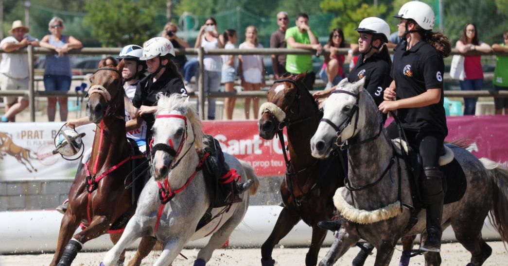 El horseball és un dels últims esports que s'han instal·lat a Sant Cugat. FOTO: Lali Puig