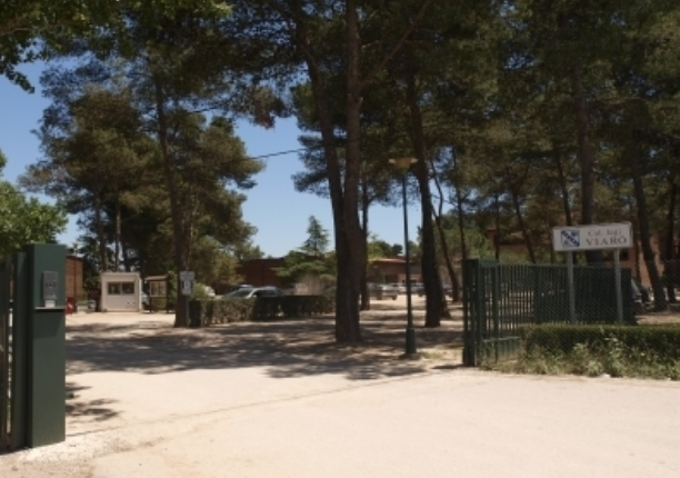 L'entrada del col·legi Viaró. FOTO: Arxiu