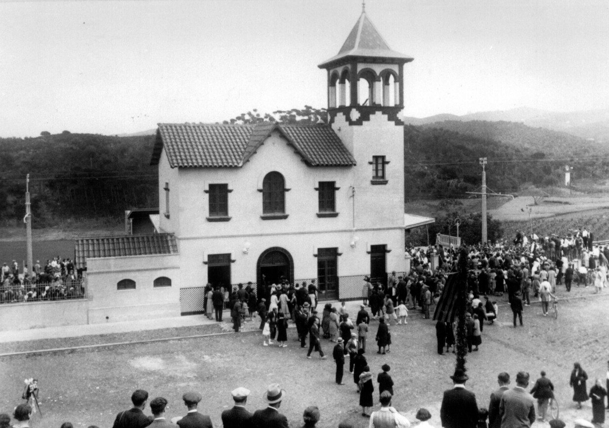 Van ser els veïns de Valldoreix qui van assumir les despeses de l’estació. FOTO: Arxiu