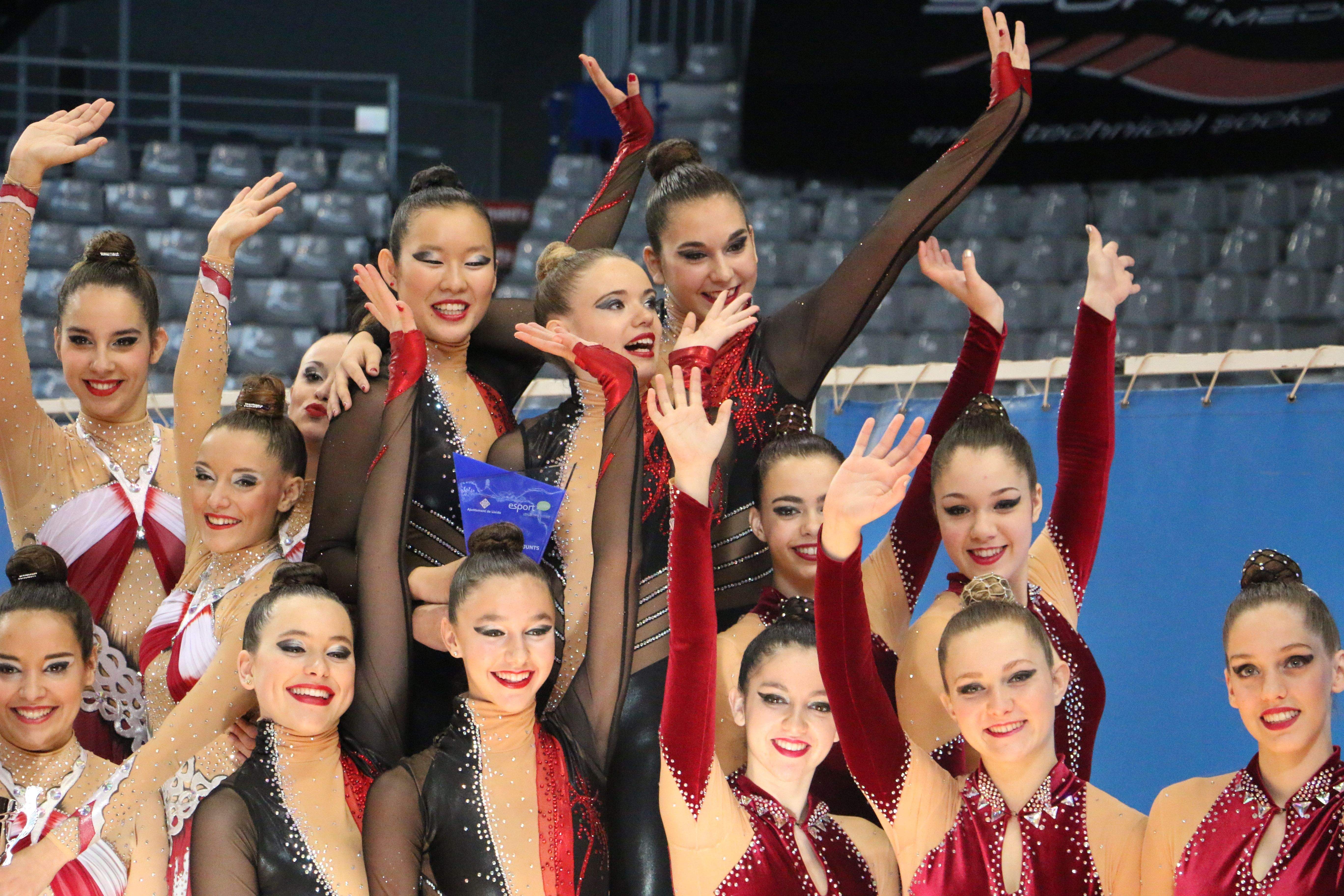 El juvenil del Club Gimnàstica Rítmica i Estètica Sant Cugat ha estat campió de la Copa Catalana de Conjunts. FOTO: Jordi Lázaro