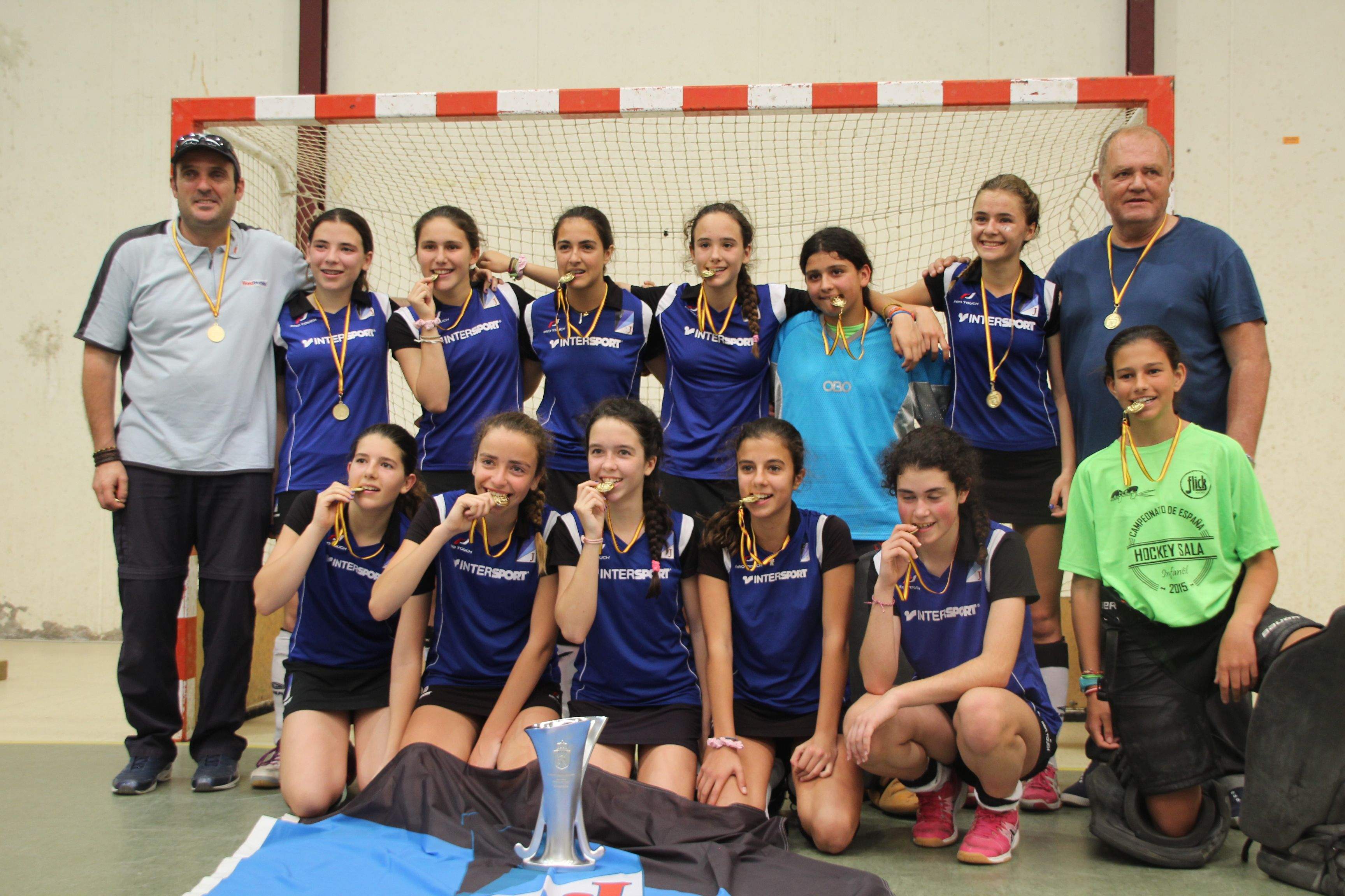 Equip infantil femení del Junior FC. FOTO: Junior FC