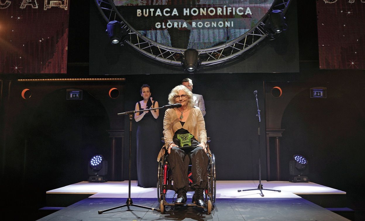 Glòria Rognoni quan va rebre el Premi Honorífic Anna Lizaran de Teatre. FOTO: Cedida