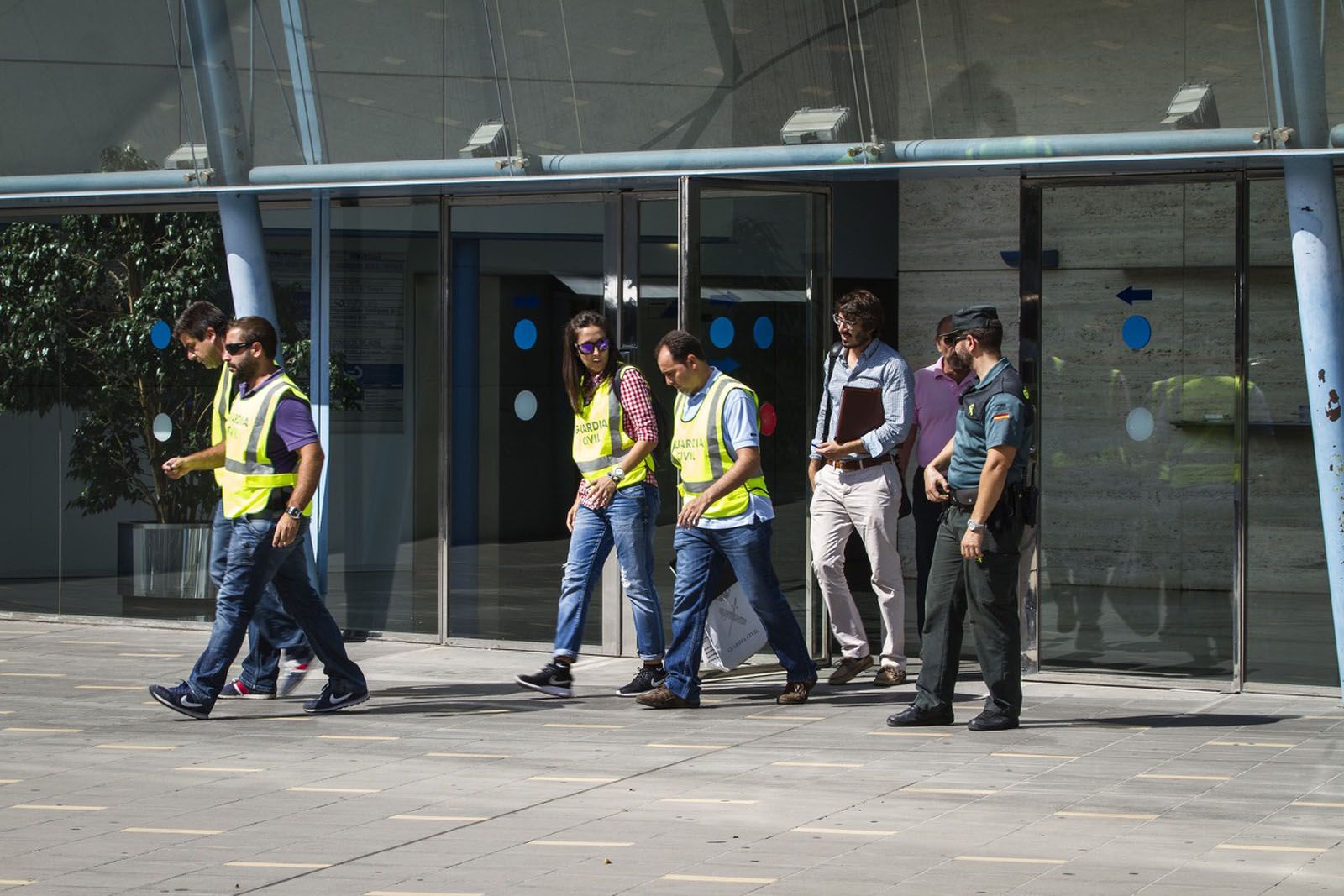 Registre de la guardia civil a Promusa. FOTO: Ramon Poca