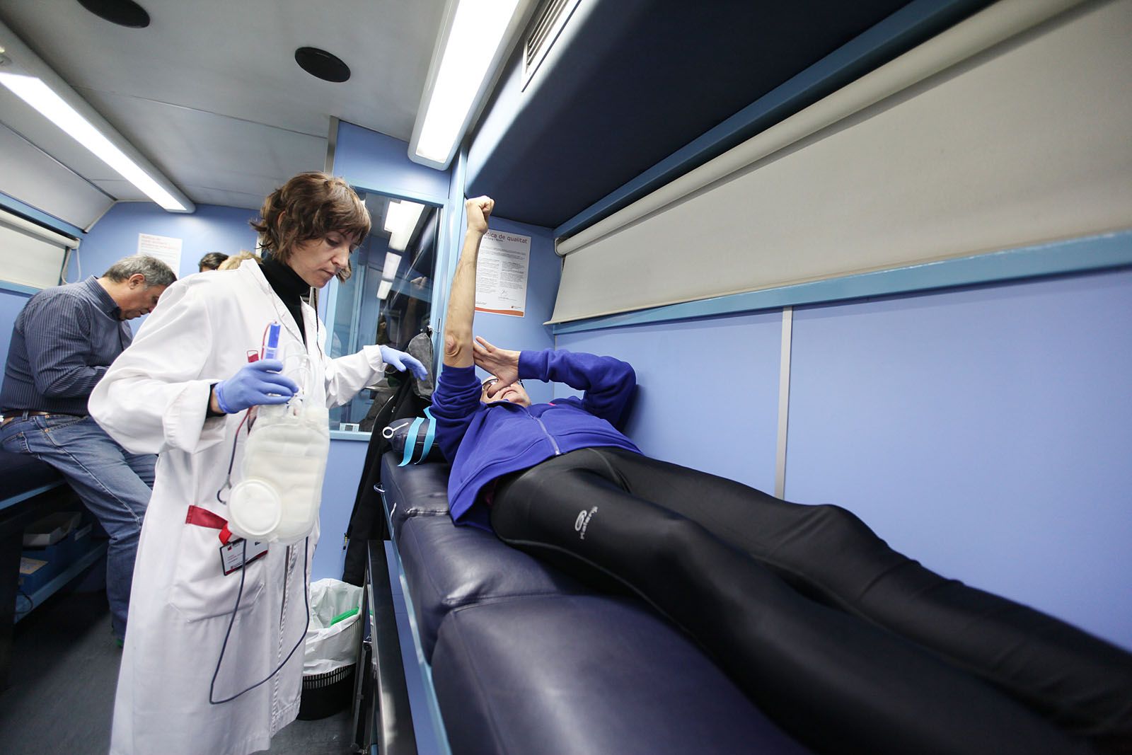 Donació de sang a la Plaça d’Octavià. FOTOS: Lali Puig