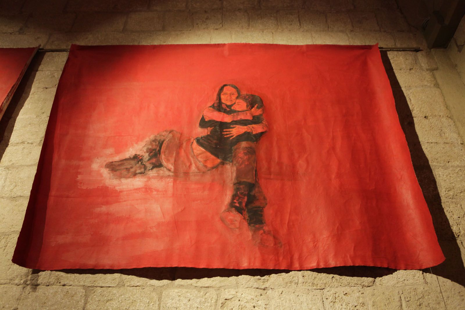 La sèrie 'La Pietat' recupera la icona de la mare sustentant el fill. FOTO: Artur Ribera