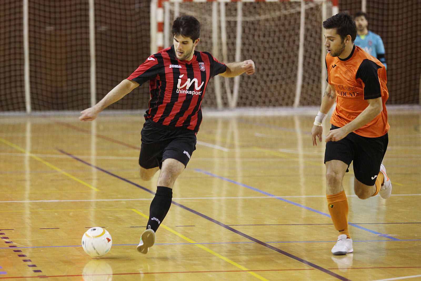 Enric Sánchez, en una jugada del partit. FOTO: Lali Puig