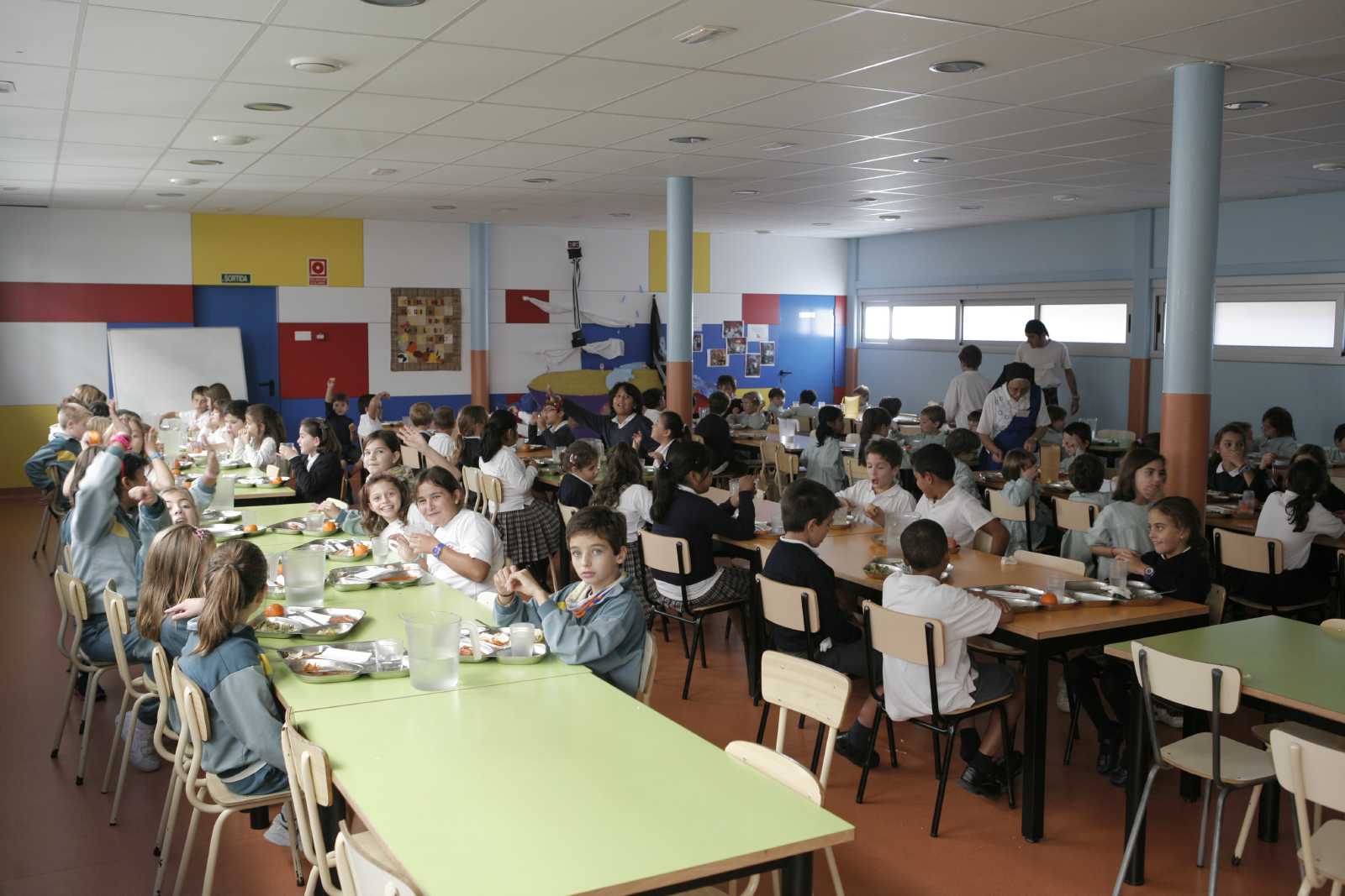 Sant Cugat rebutja l'Acord Marc del servei de menjador en centres públics. FOTO: Artur Ribera