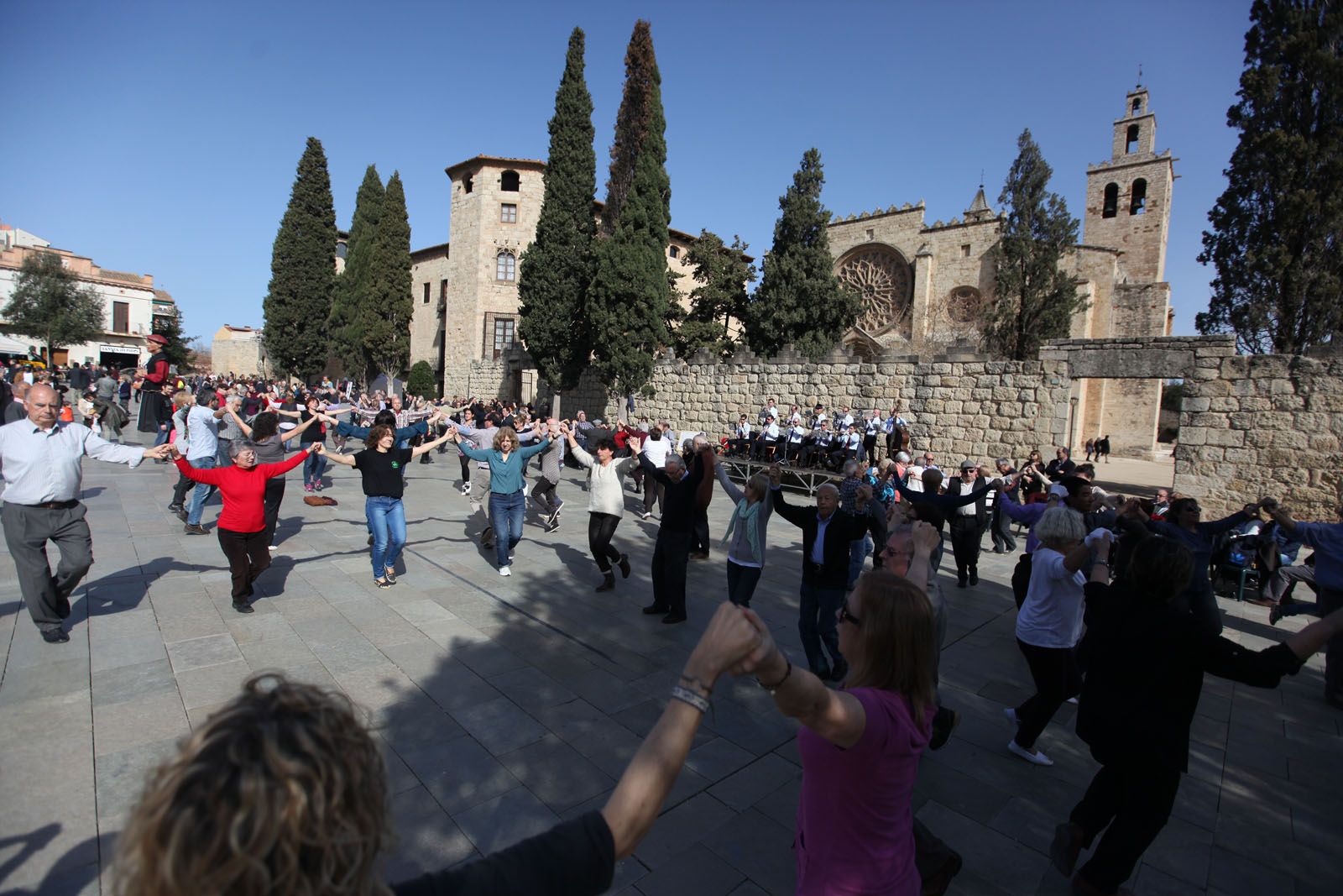 Ballada de sardanes a la plaça d'Octavià FOTOS: Lali Puig