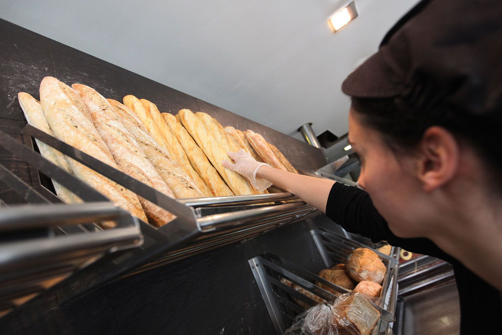 Els treballadors dels forns Vallespà a Sant Cugat segueixen a l'expectativa FOTO: Lali Puig