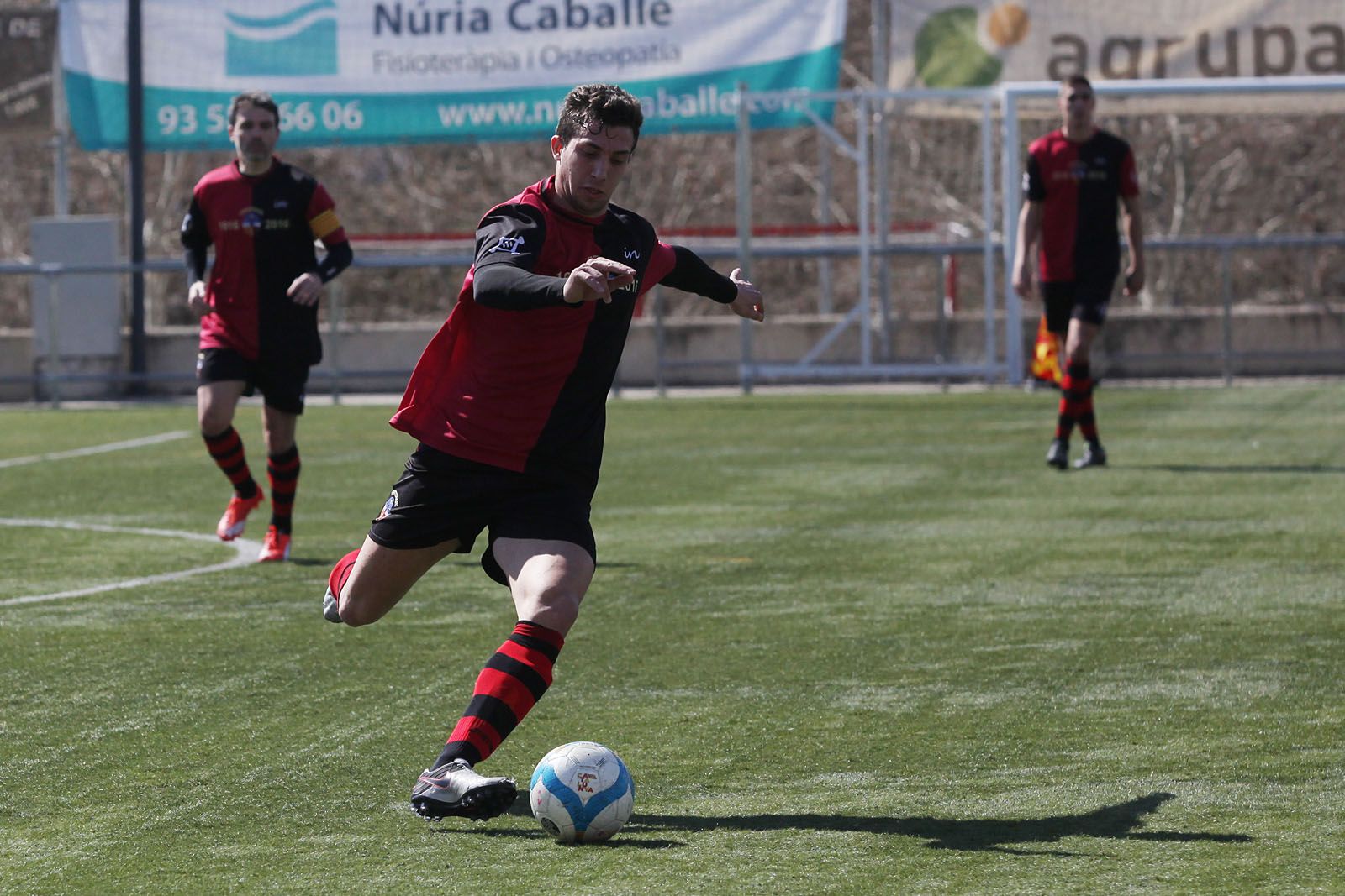 Futbol masculí: Sant Cugat Esport FC vs CE Òdena a la ZEM Jaume Tubau.  FOTOS: Lali Puig