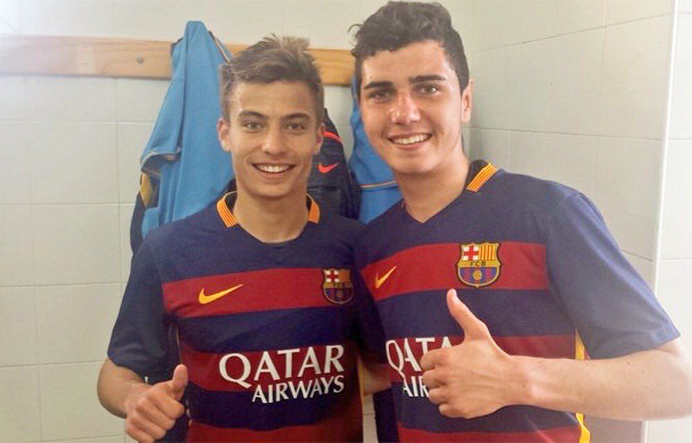 Enric Franquesa, a l'esquerre de la imatge, després de jugar per primera vegada amb el Barça B FOTO: Twitter Enric Franquesa