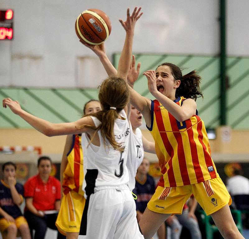 Cristina Garcia de Sivatte, en un dels partits del Campionat d'Espanya Mini FOTO: Federació Espanyola de Bàsquet