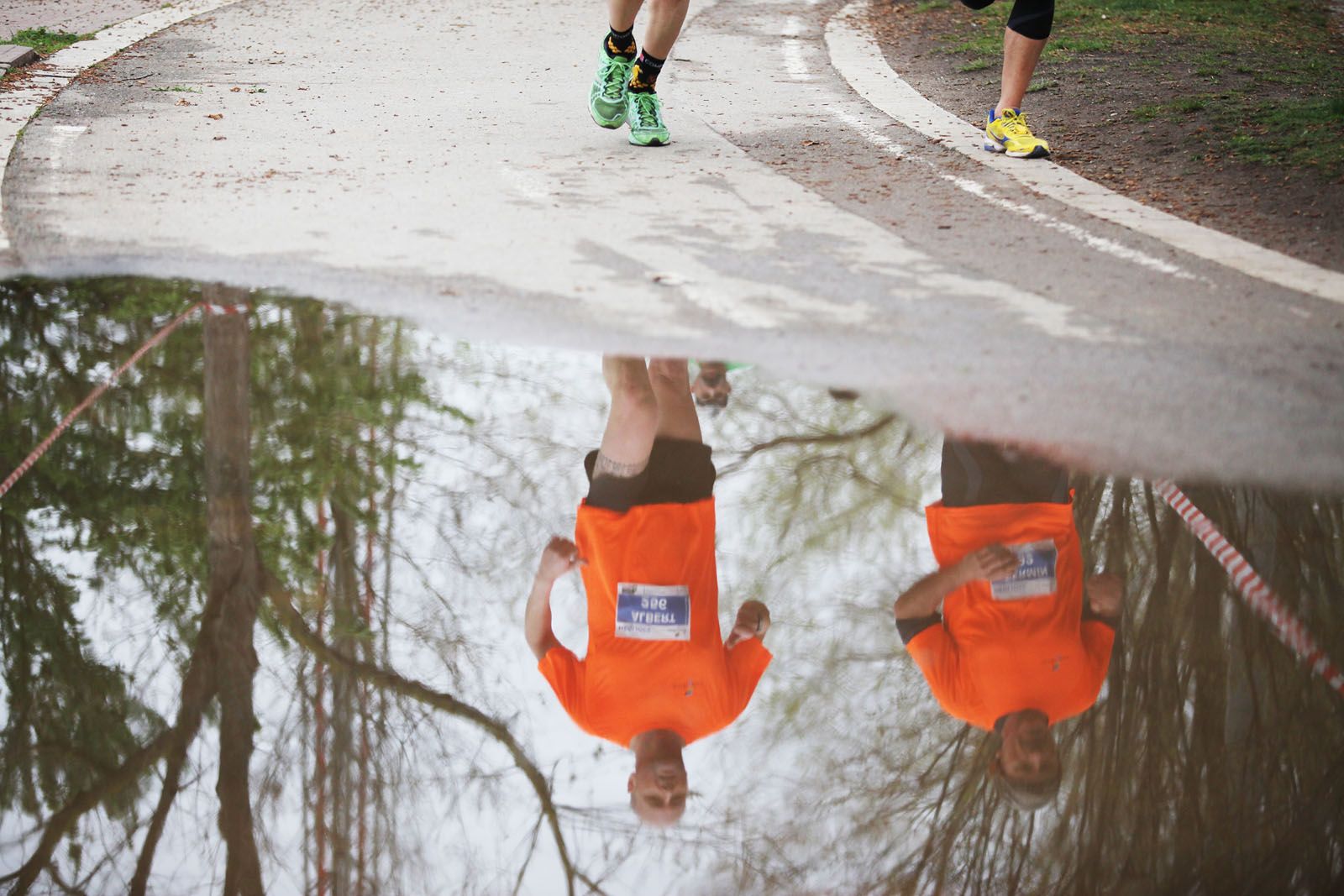 Cursa atlètica Medijocs al Parc de la Pollancreda. FOTOS: Lali Puig