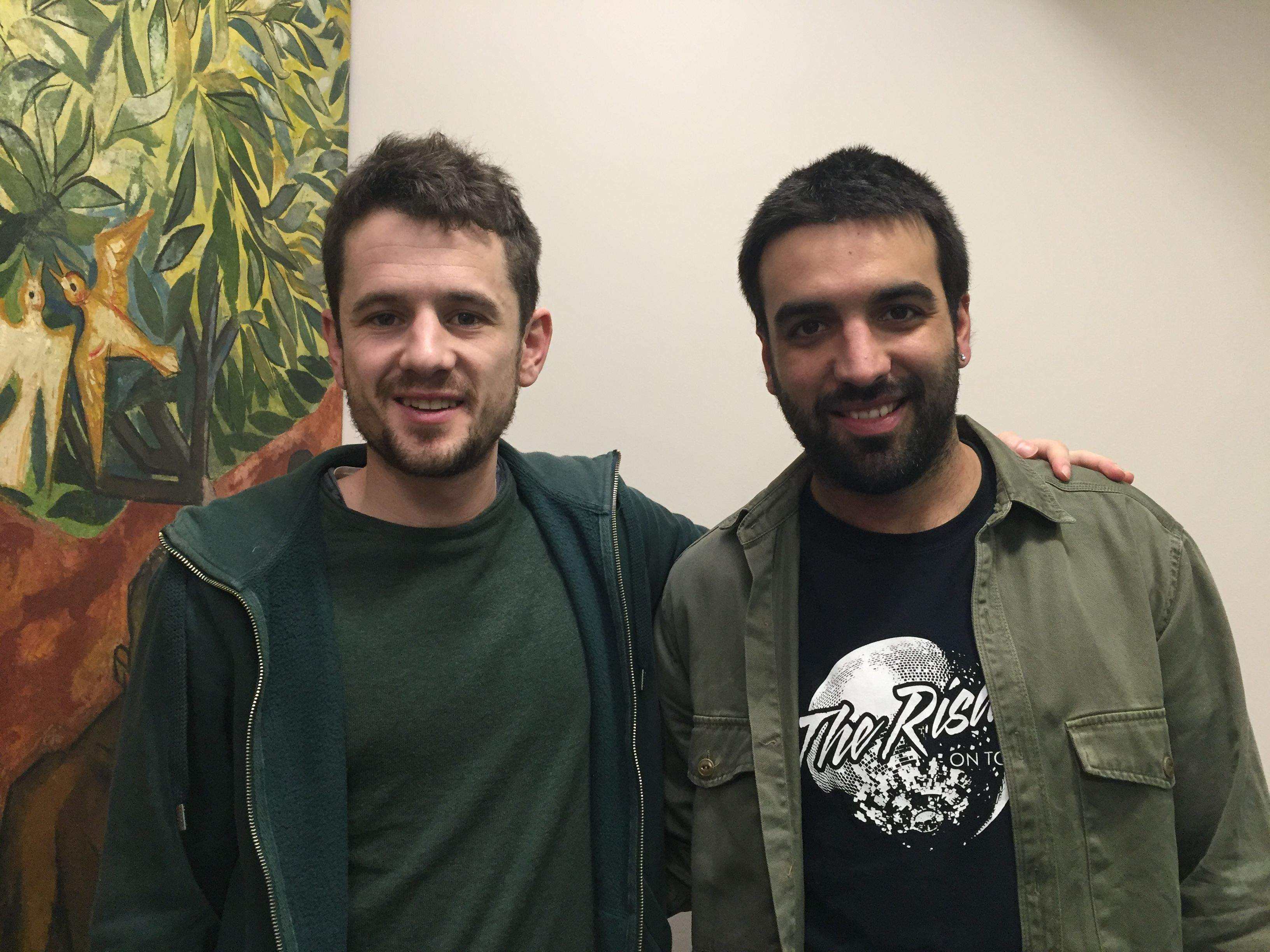 Pol Cortés i Martí Gonzélez en una entrevista al TOT  FOTO: C.Caballé