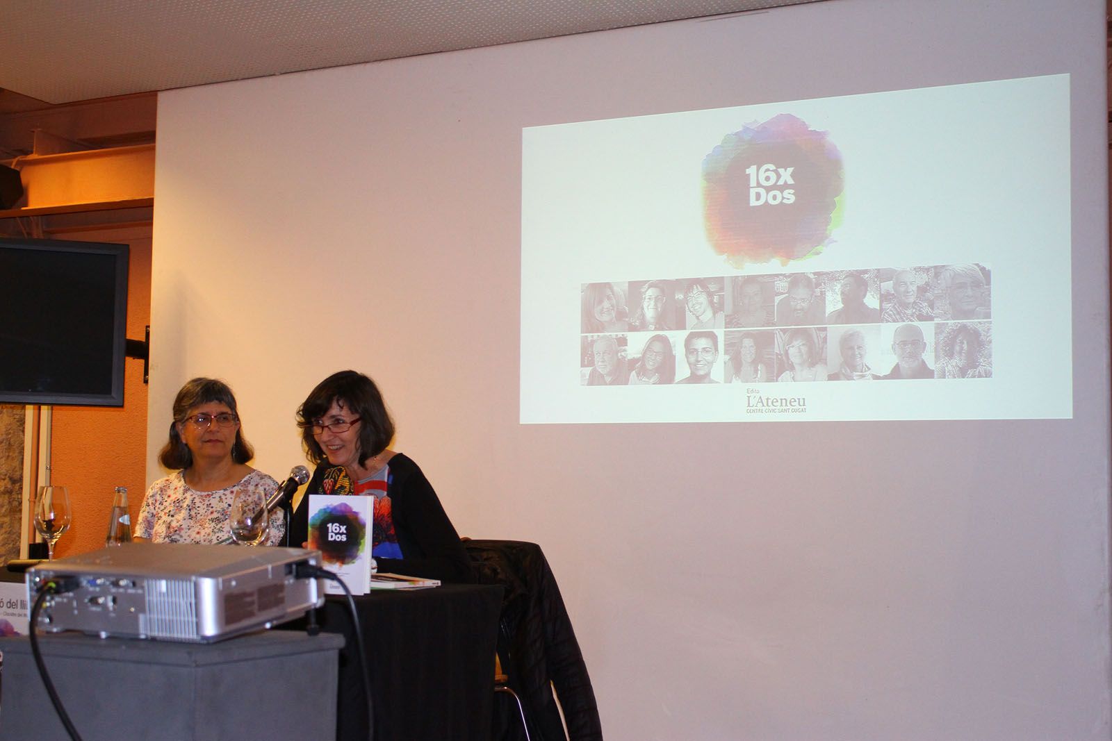Presentació del llibre '16XDos' de l'Ateneu al Claustre del Monestir FOTOS: Agostina Guldberg 