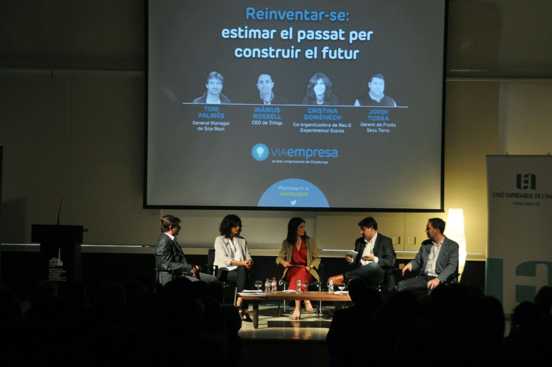 Imatge de l'acte de celebració dels 2 nays de VIA empresa