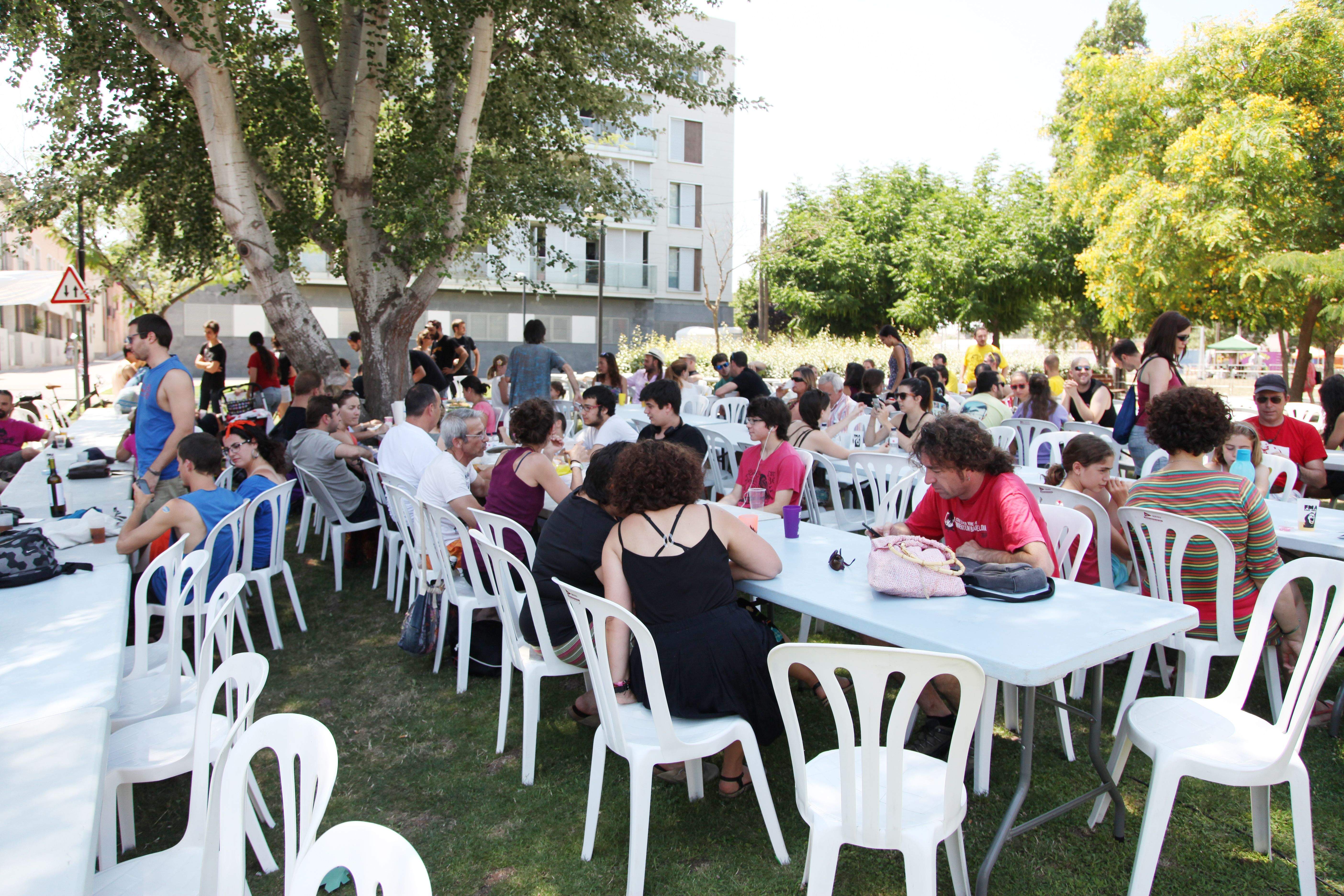 En l'última edició la Festa Major Alternativa es va fer als Jardins de la Penya Regalèssia FOTO: Lali Puig