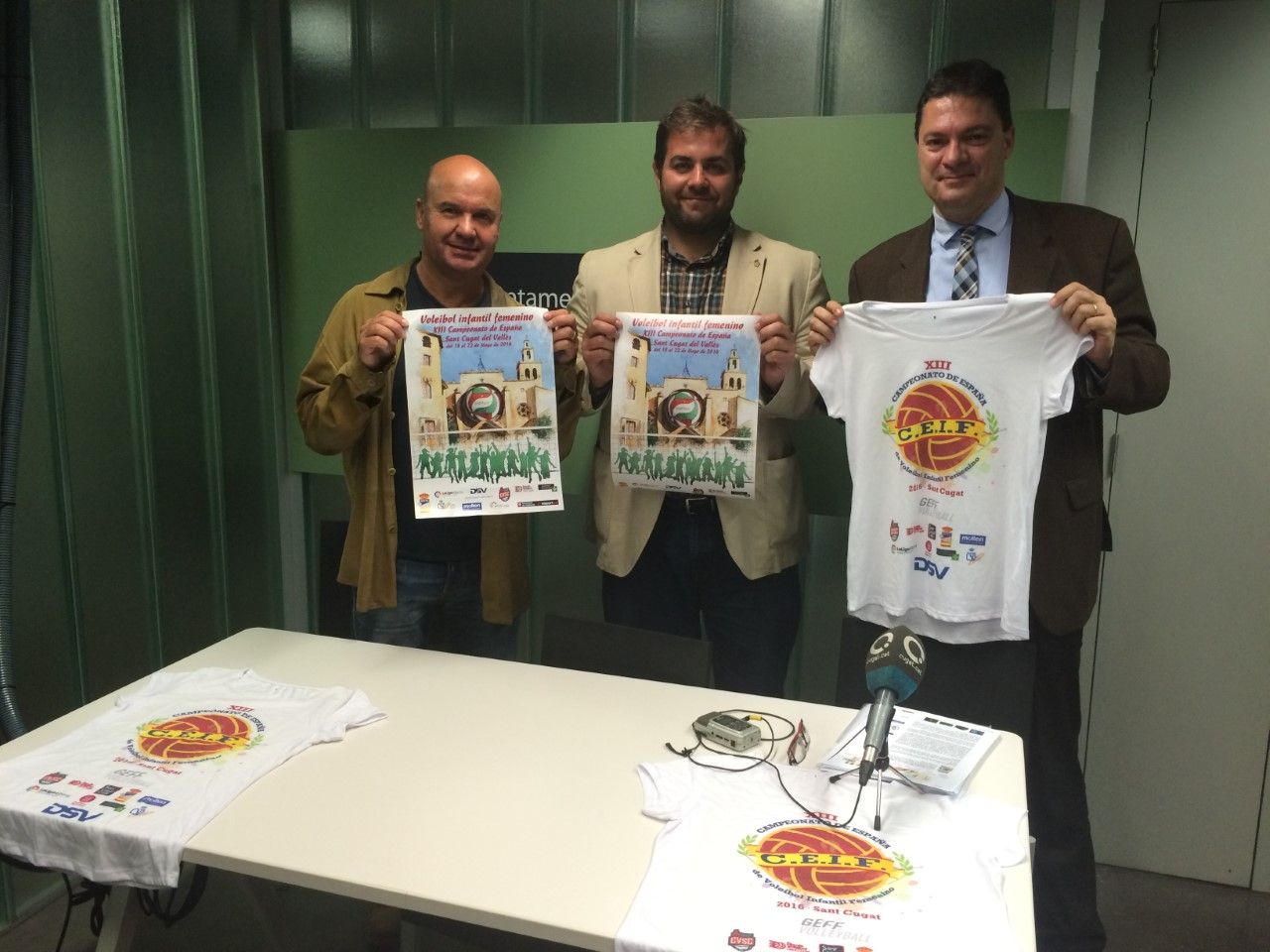 Àngel Sanchís, Eloi Rovira i Lluís Moreno, en la presentació FOTO: Àlex López Puig