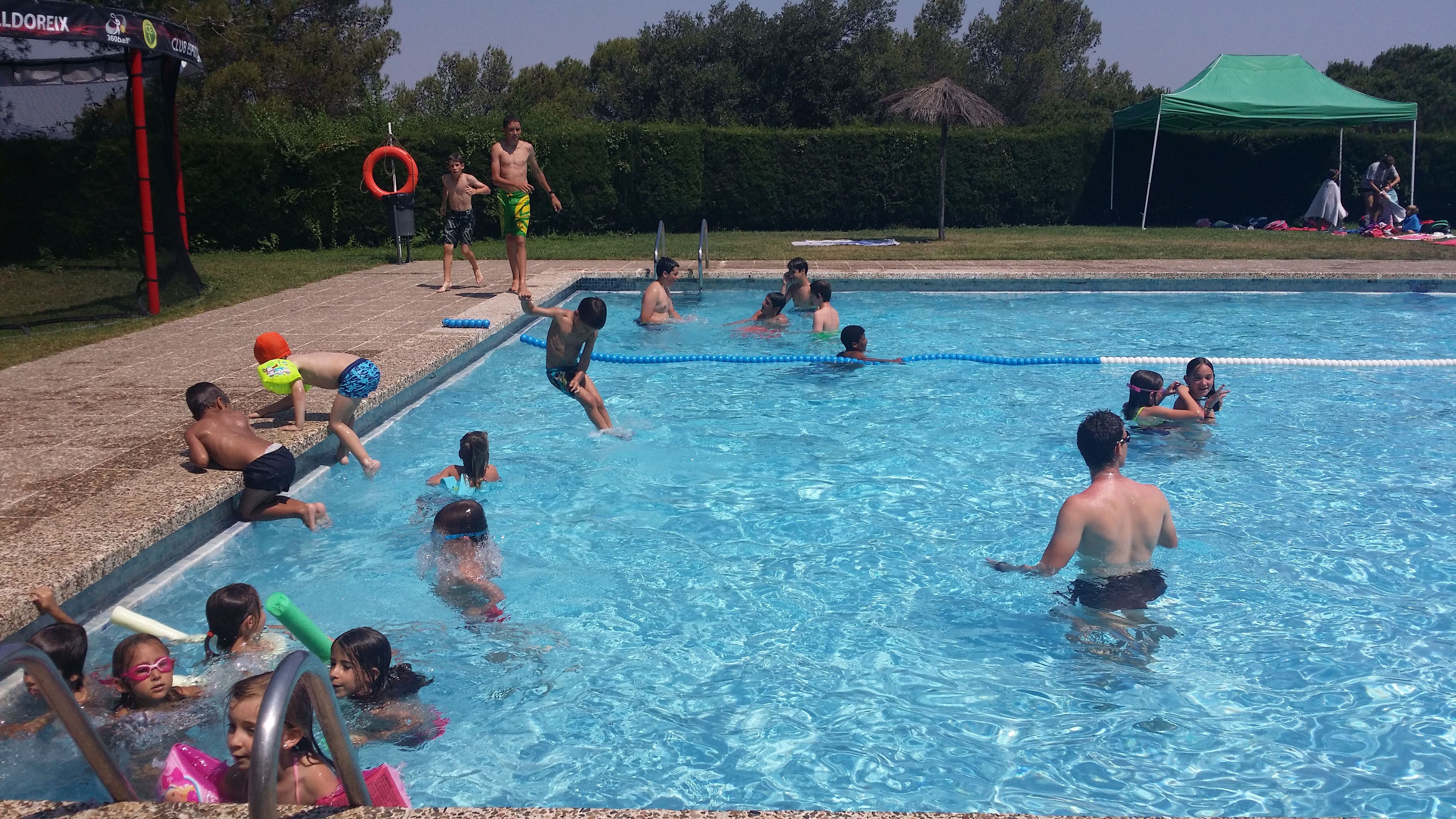 El Club Esportiu Valldoreix compta amb piscina pròpia, pistes de pàdel, tennis i camp de futbol FOTO: Cedida