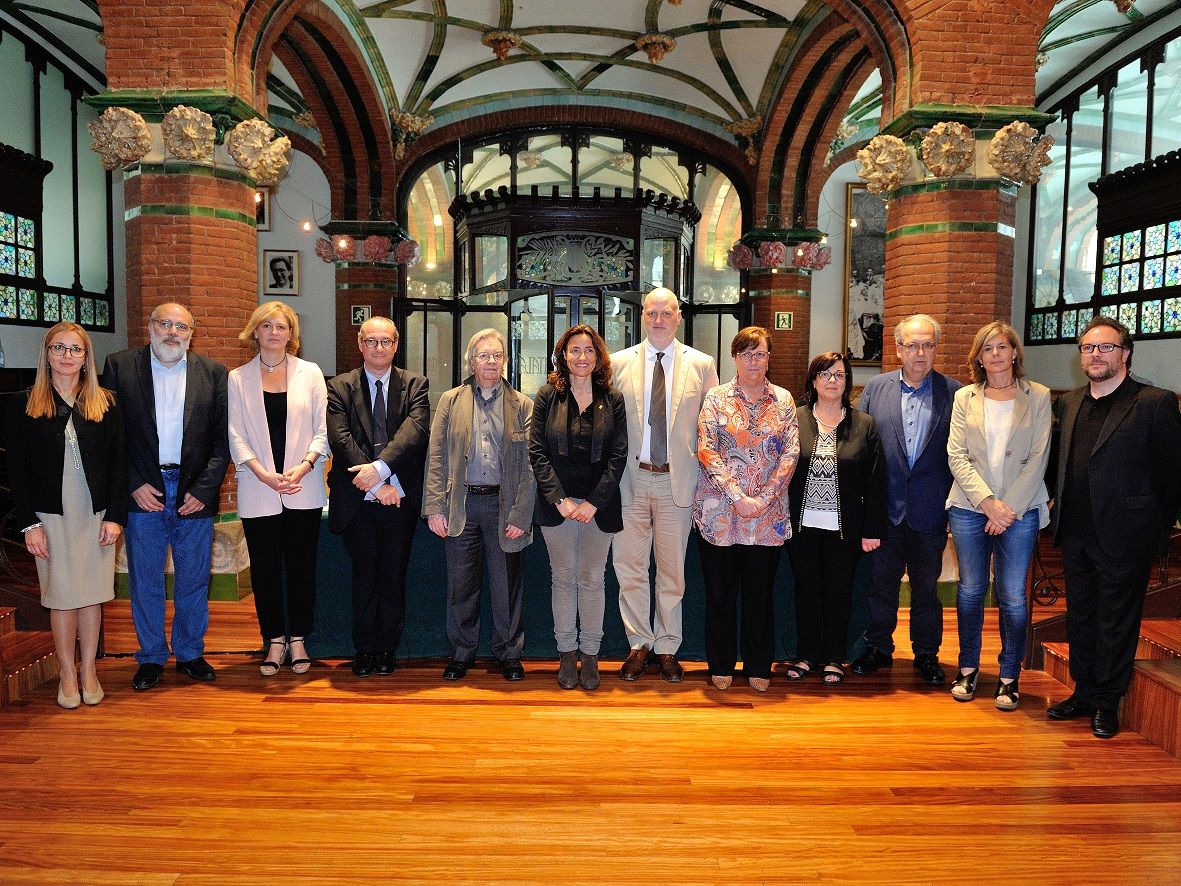 Moment de l'acord signat el 27 de maig  FOTO: Localpres