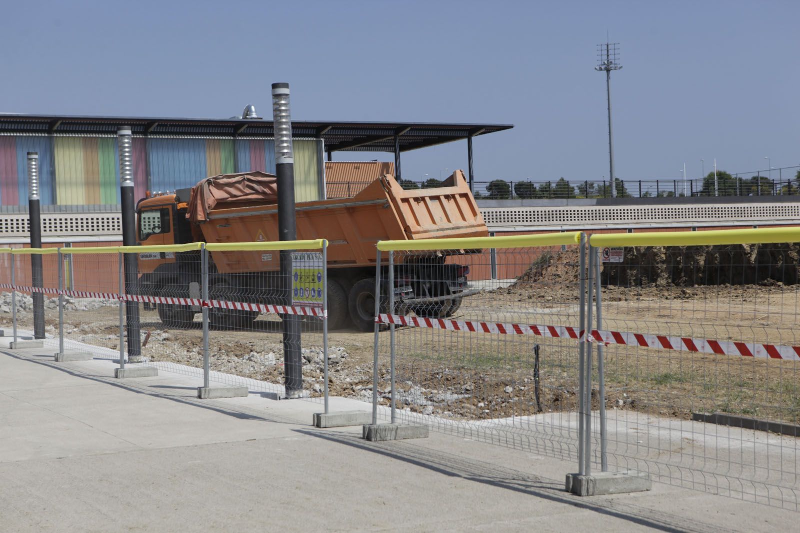 Les obres del nou Pavelló 3 de la ZEM La Guinardera FOTO: Artur Ribera