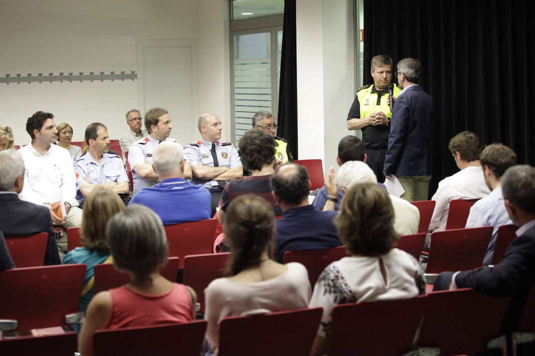 Una intervenció de l'Inspector en cap de la Policia Local de Sant Cugat, Josep Maria Escarré FOTO: Artur Ribera