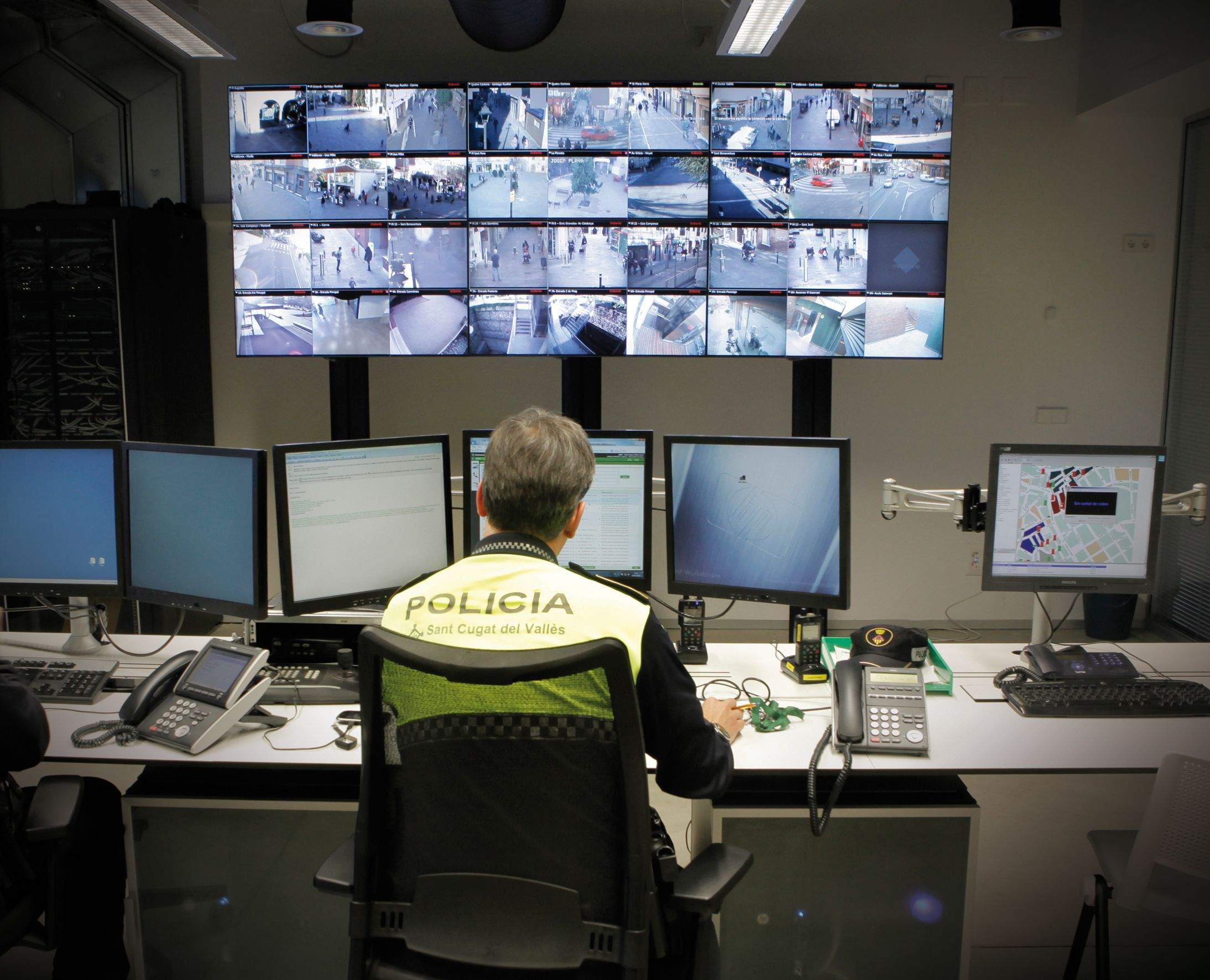 La seguretat davant dels robatoris preocupa els veïns de Mira-sol  FOTO: Artur Ribera