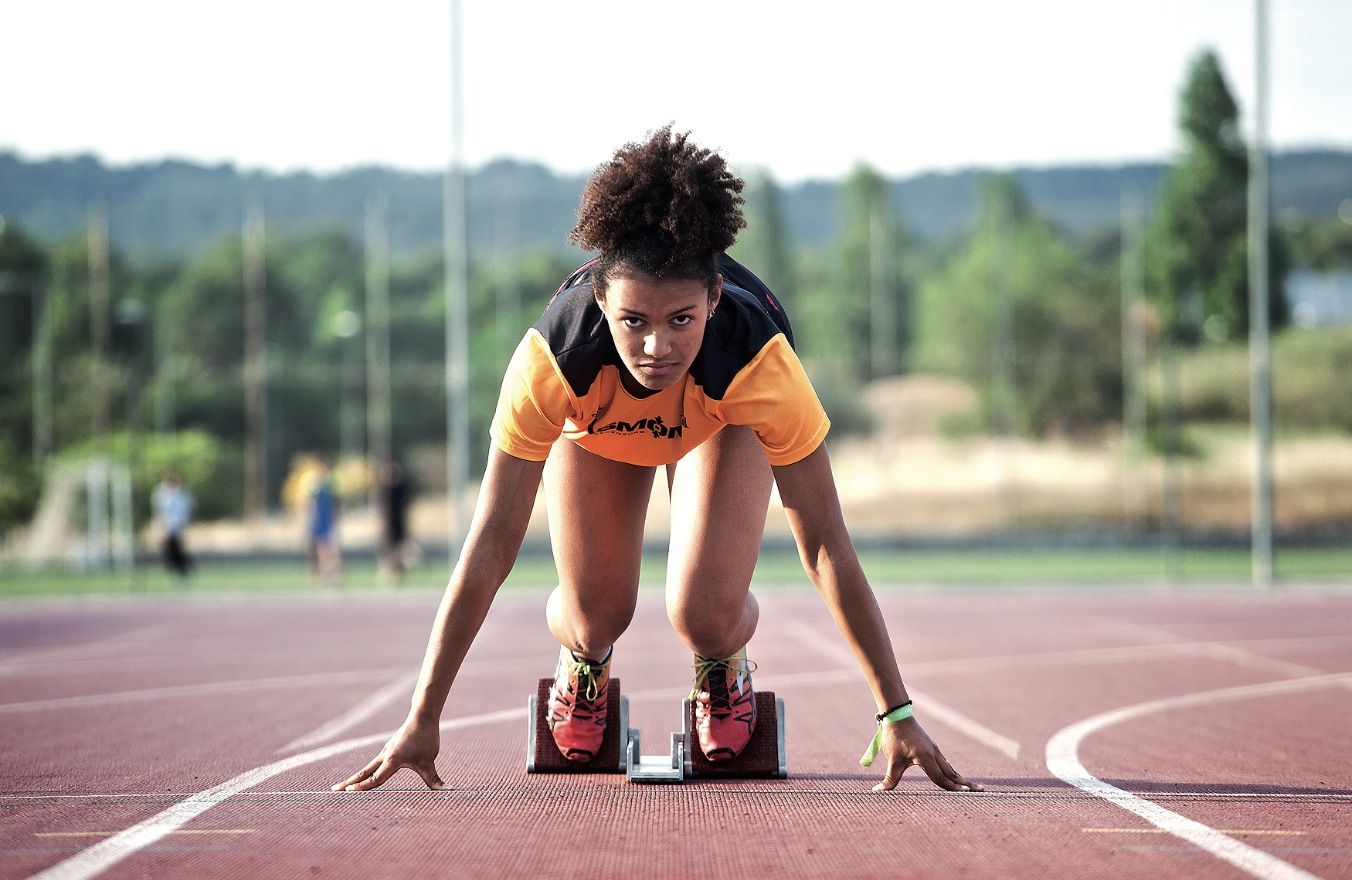 La jove promesa santcugatenca, a 15 anys, a la pista d’atletisme de la ZEM La Guinardera FOTO: Artur Ribera