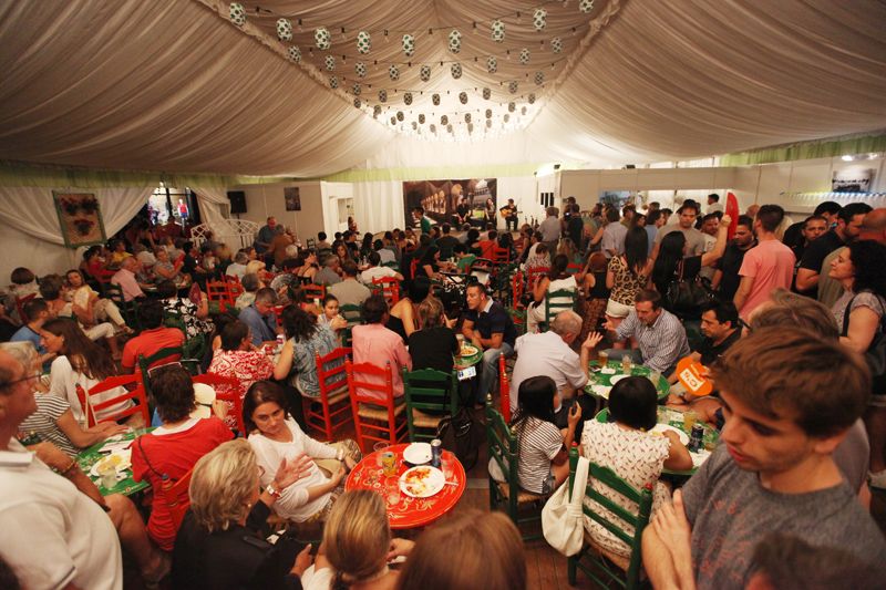 Imatge de la inauguració de la caseta del CPA durant la Festa Major 2015 FOTO: Lali Puig 