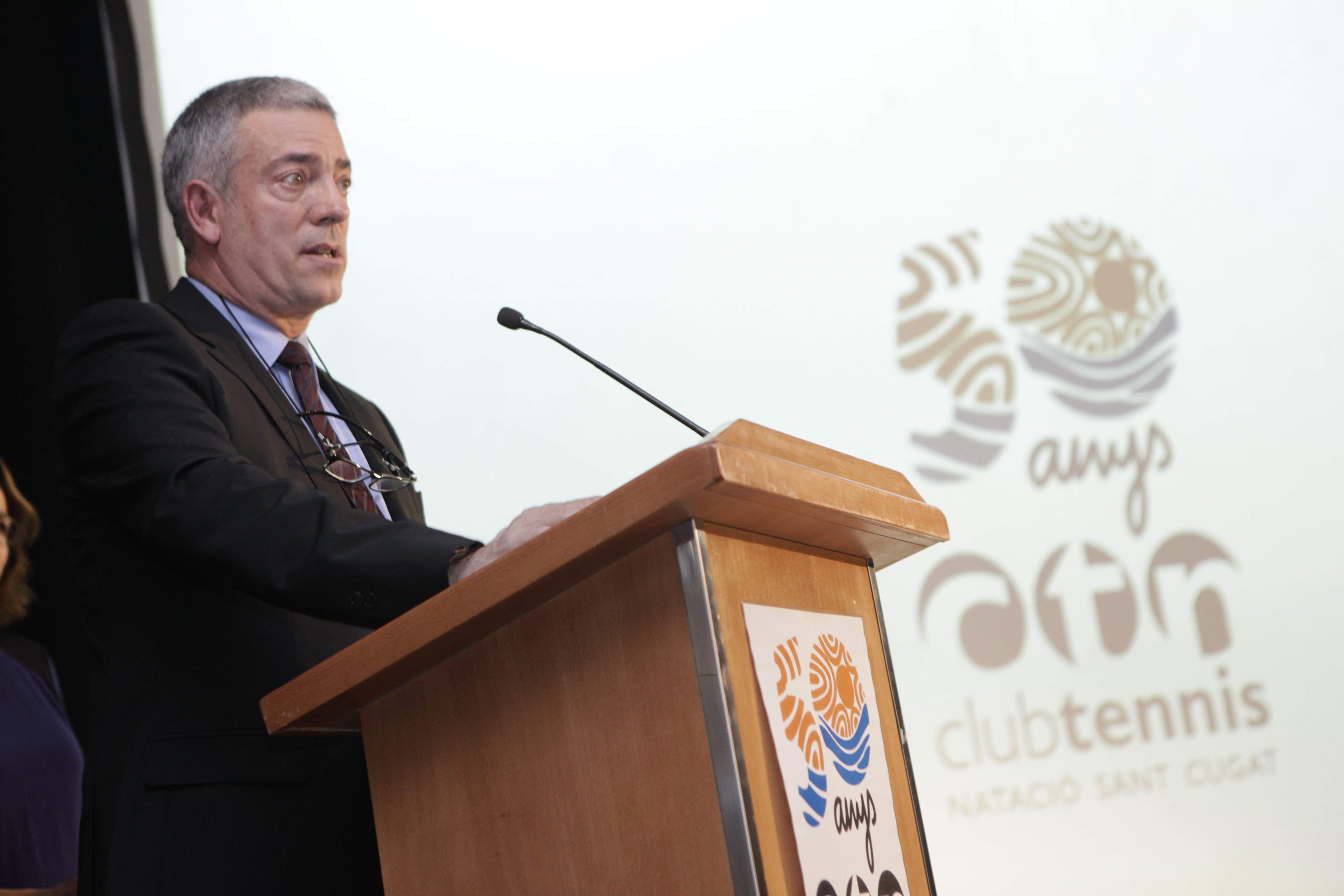 Toni Lloret, president del Club Tennis Natació Sant Cugat en la presentació dels actes del 50è aniversari FOTO: Artur Ribera