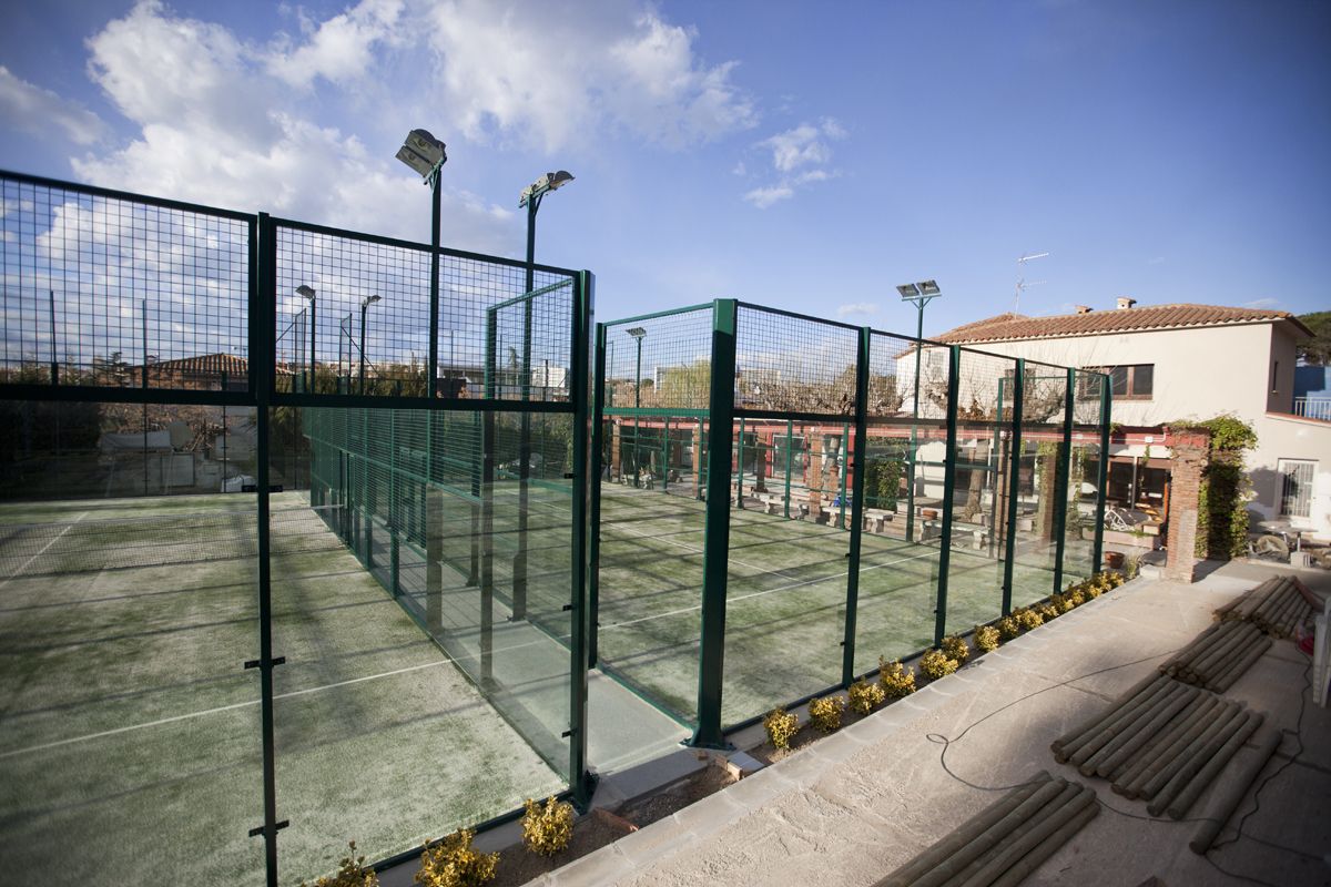 El club Pàdel Mira-sol consta de quatre pistes de pàdel FOTO: Lali Puig