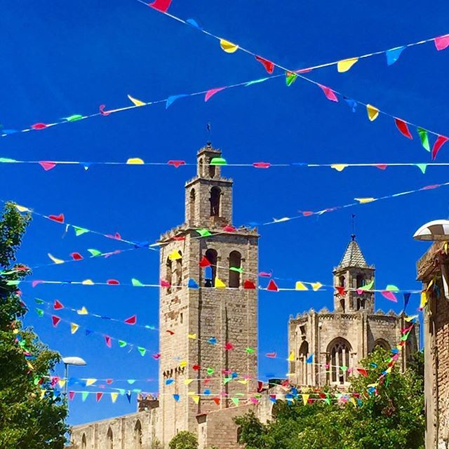 @stic20112   Quédate con quien sepa colorearte todos los rincones