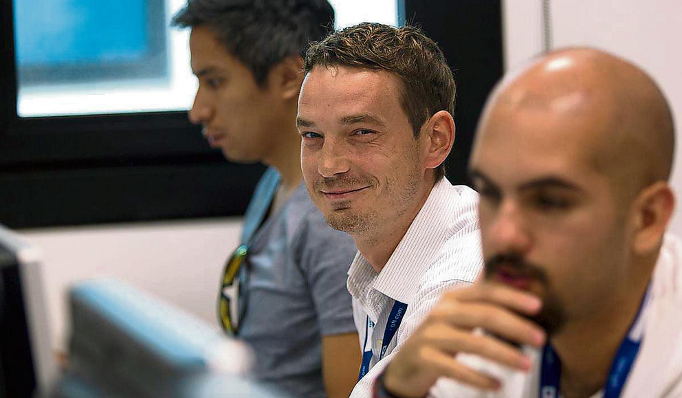 Oleksi Xostak en una classe del seu programa de formació. FOTO: La Vanguardia