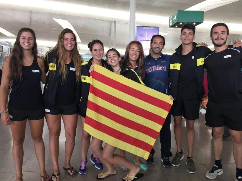 Les integrants dels equips catalans a Tenerife FOTO: Federació Catalana de Voleibol