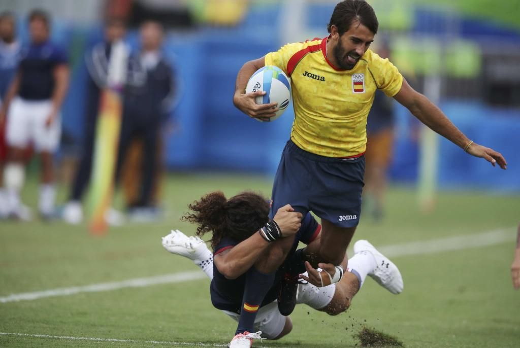 Pol Pla en una acció del partit contra França FOTO: Cedida