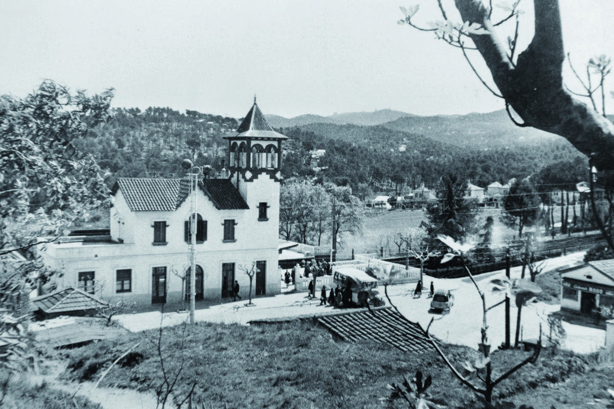 Estació de Valldoreix als anys cinquanta FOTO: Autor desconegut FONS: Francesc Carbó