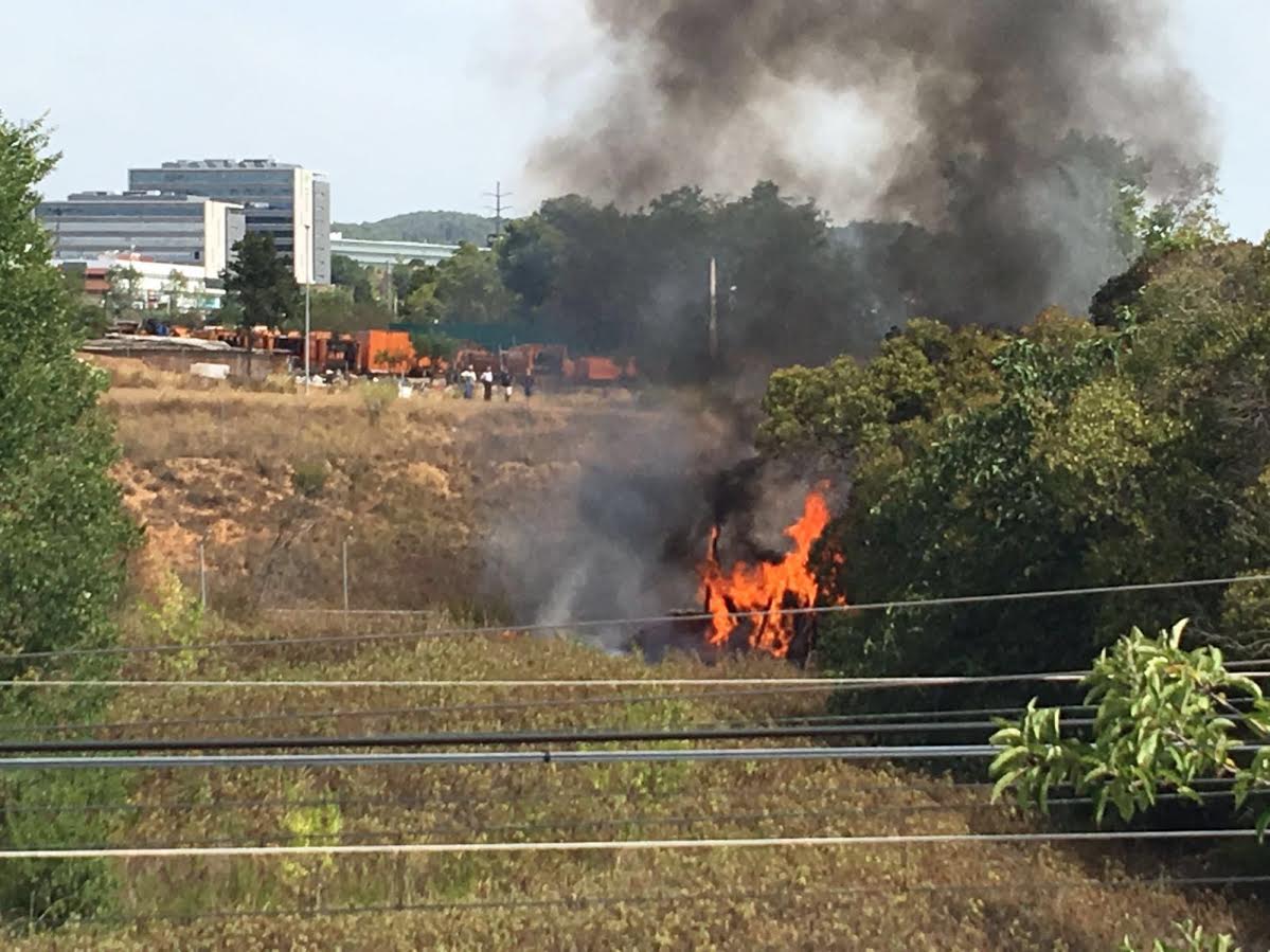 Els Bombers i ADF han controlat el foc ràpidament FOTO: Cedida 
