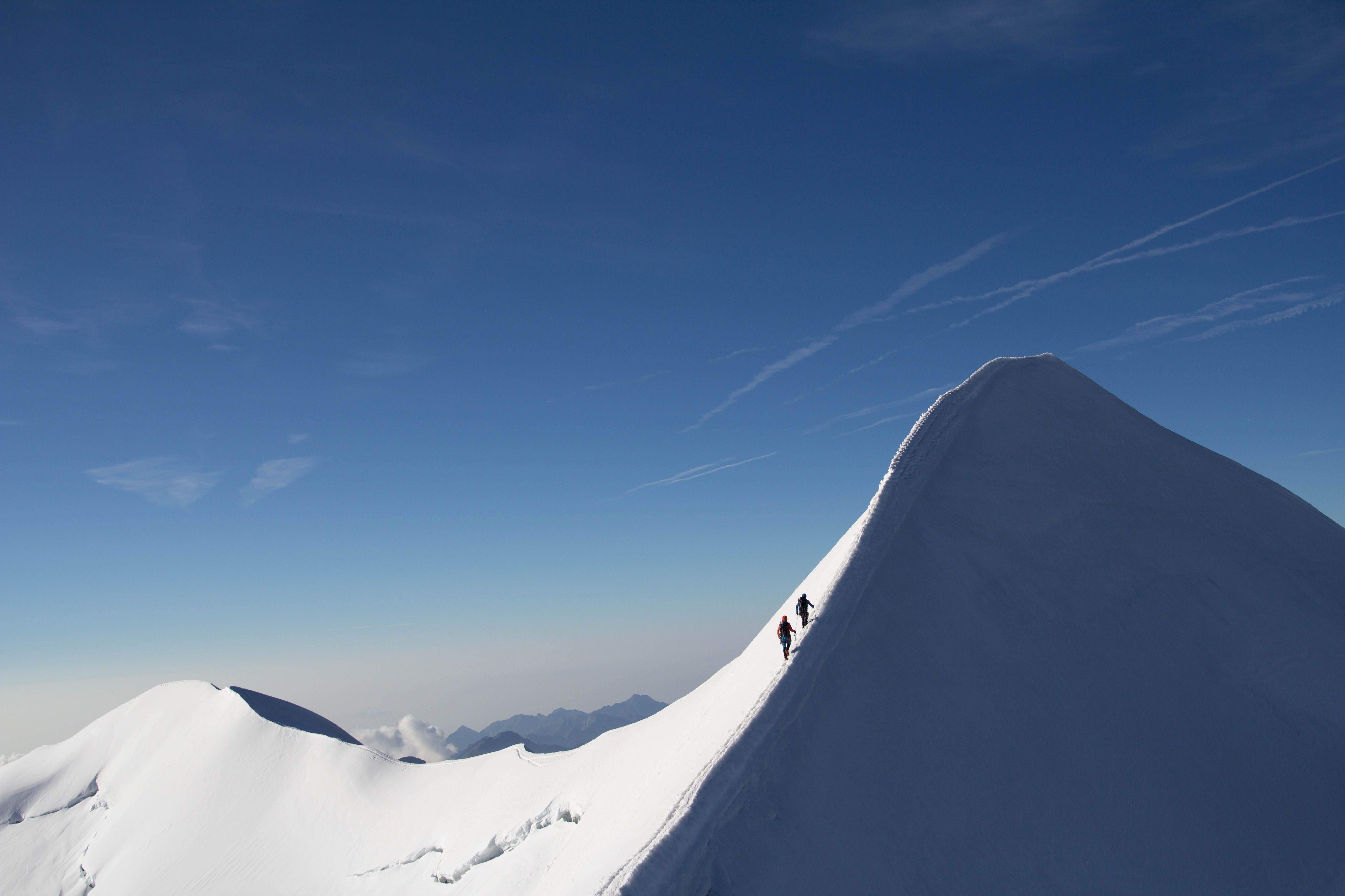Gerard Artal Contreras - Desafiant al buit