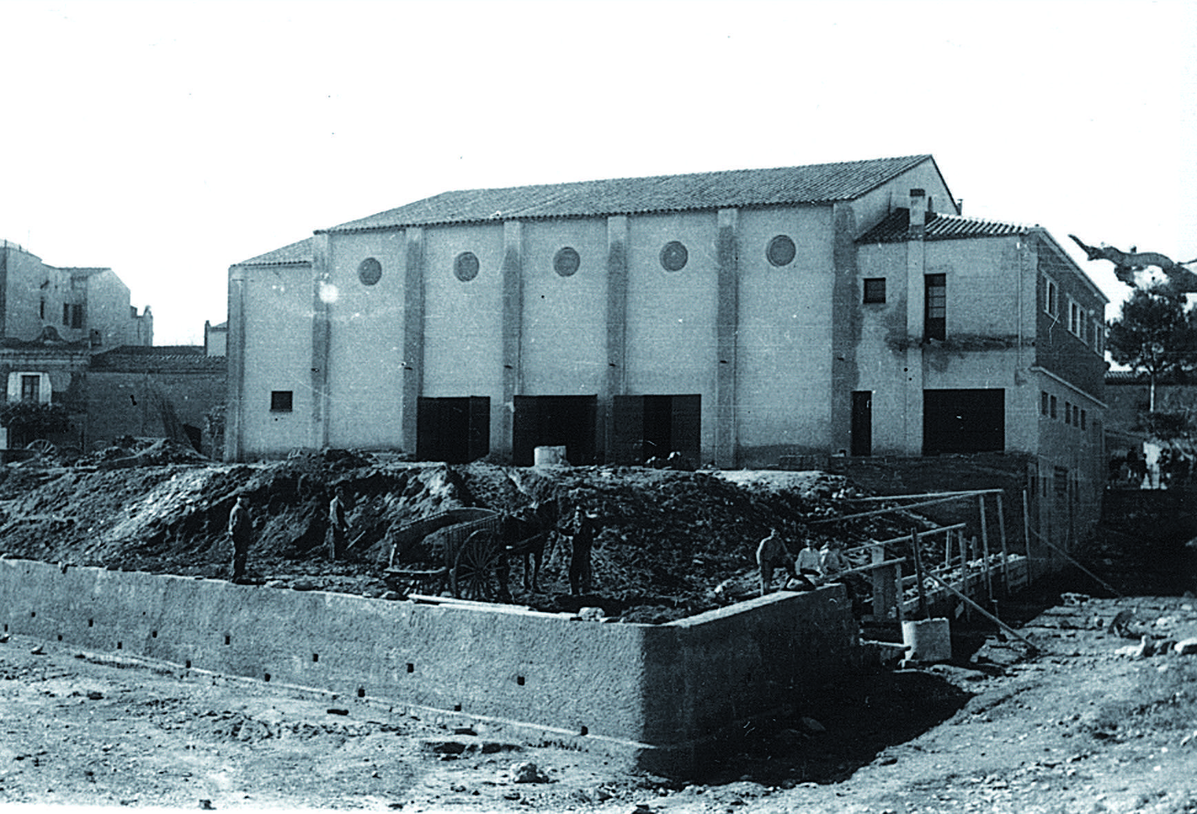 Cinema Principal durant la seva construcció FOTO: Arxiu